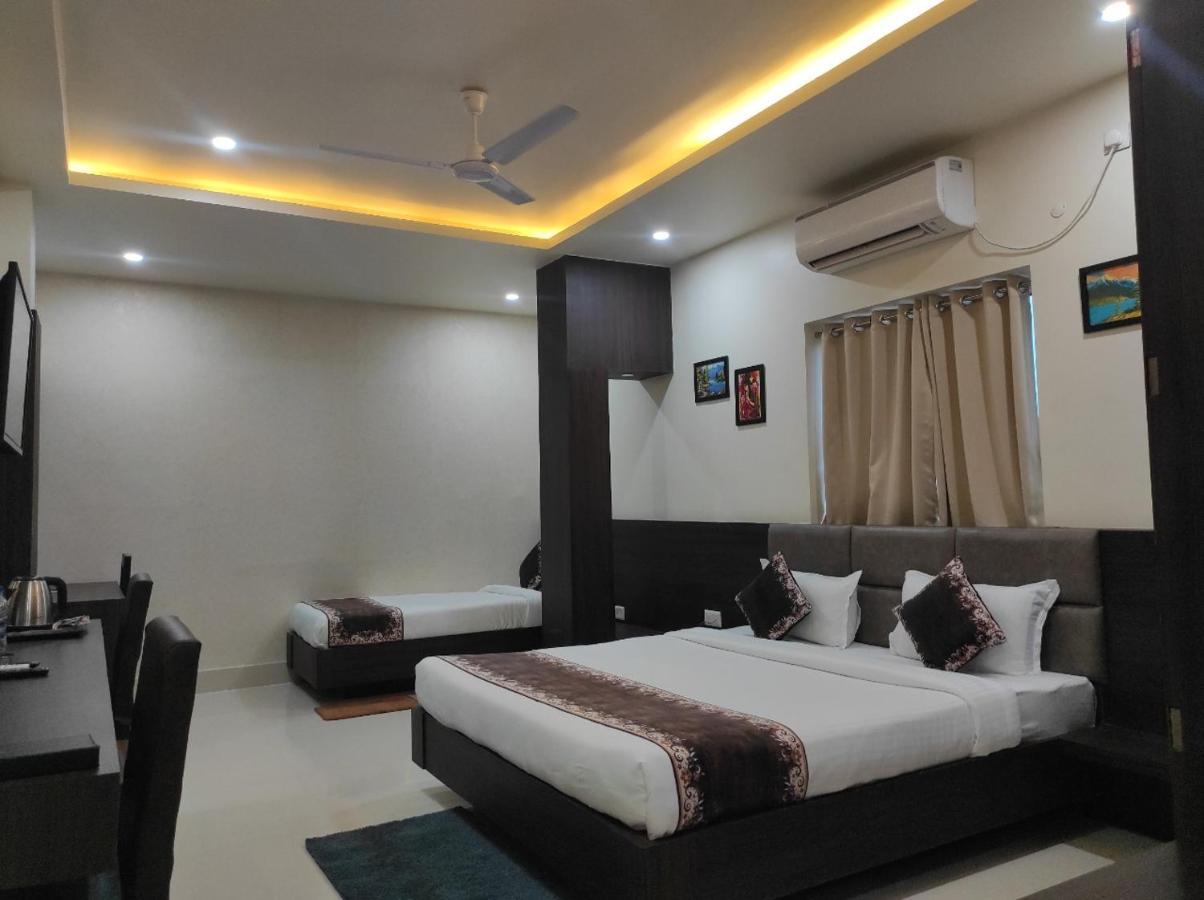 Hotel Paradise - Biswanath Chariali Bishnath ภายนอก รูปภาพ