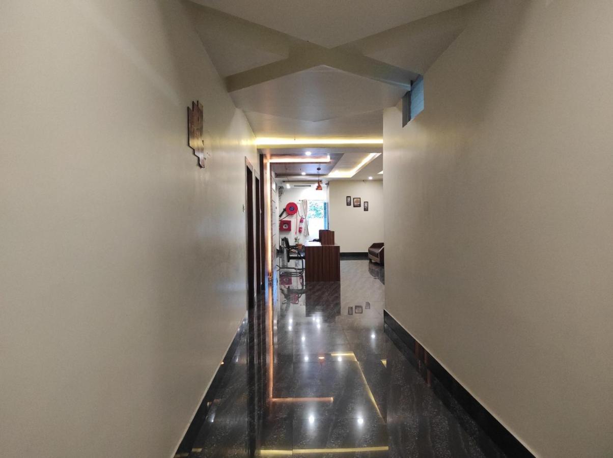 Hotel Paradise - Biswanath Chariali Bishnath ภายนอก รูปภาพ