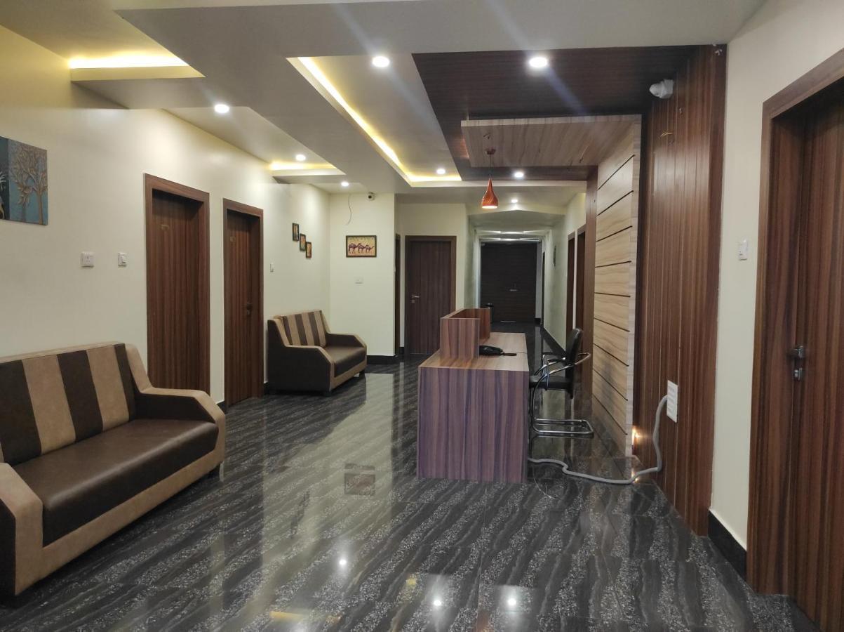 Hotel Paradise - Biswanath Chariali Bishnath ภายนอก รูปภาพ