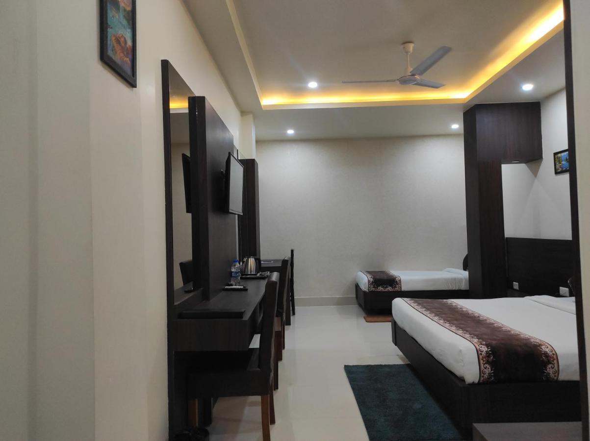 Hotel Paradise - Biswanath Chariali Bishnath ภายนอก รูปภาพ